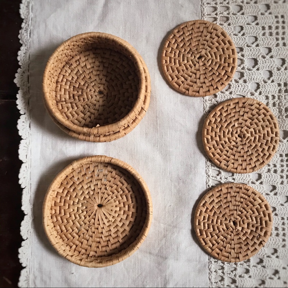 Vintage Woven Wicker Lidded Basket Coaster Set